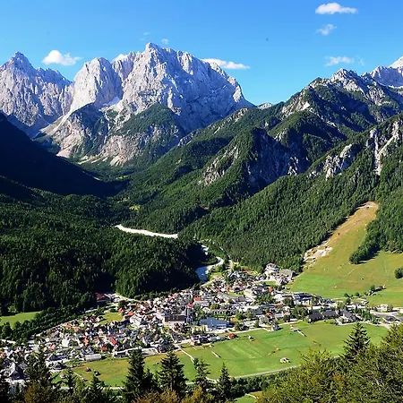 Mojstrovka With Terrace In Center Apartment Kranjska Gora